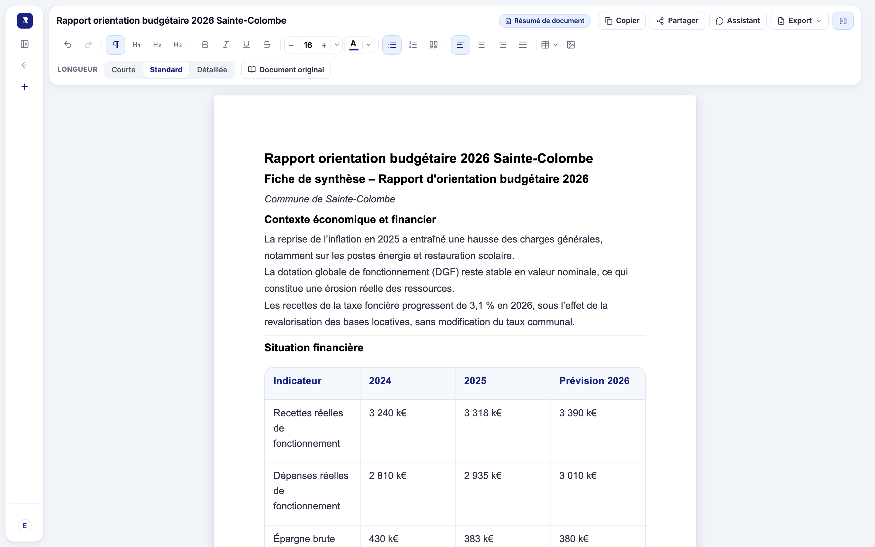 Synthèse d'un rapport d'orientation budgétaire générée par Rostra, affichée dans l'éditeur